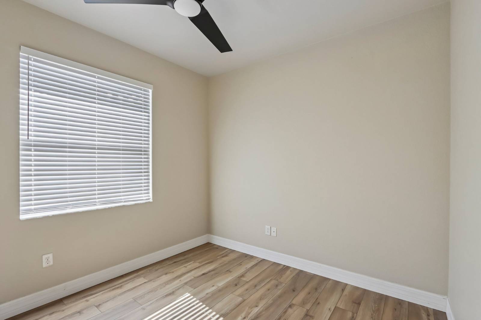 10450 Spruce Pine Ct, Fort Myers, FL 33913