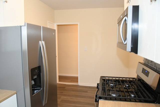 568 Grand Street, #602