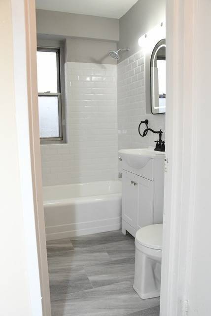 568 Grand Street, #602