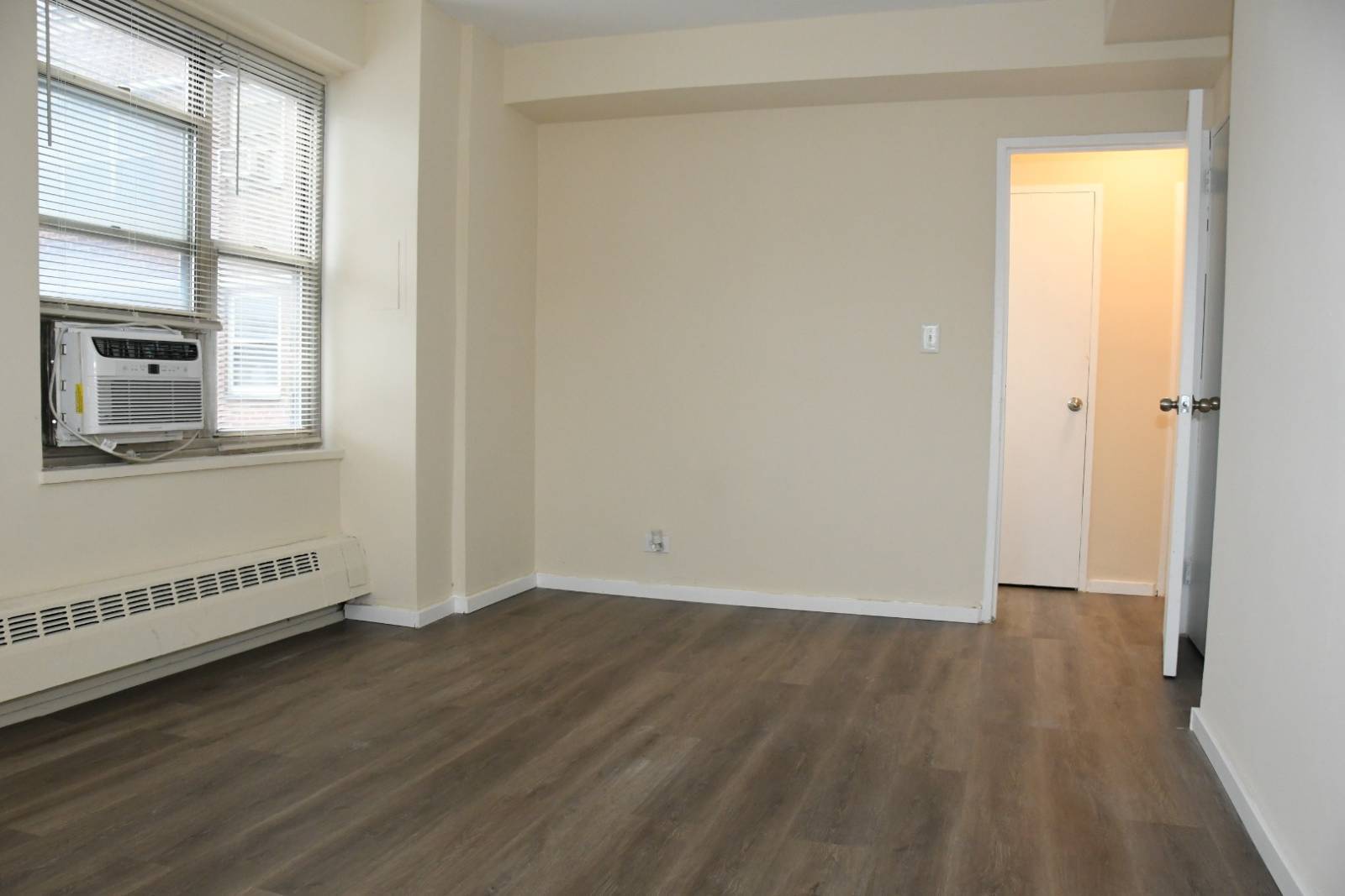 568 Grand Street, #602
