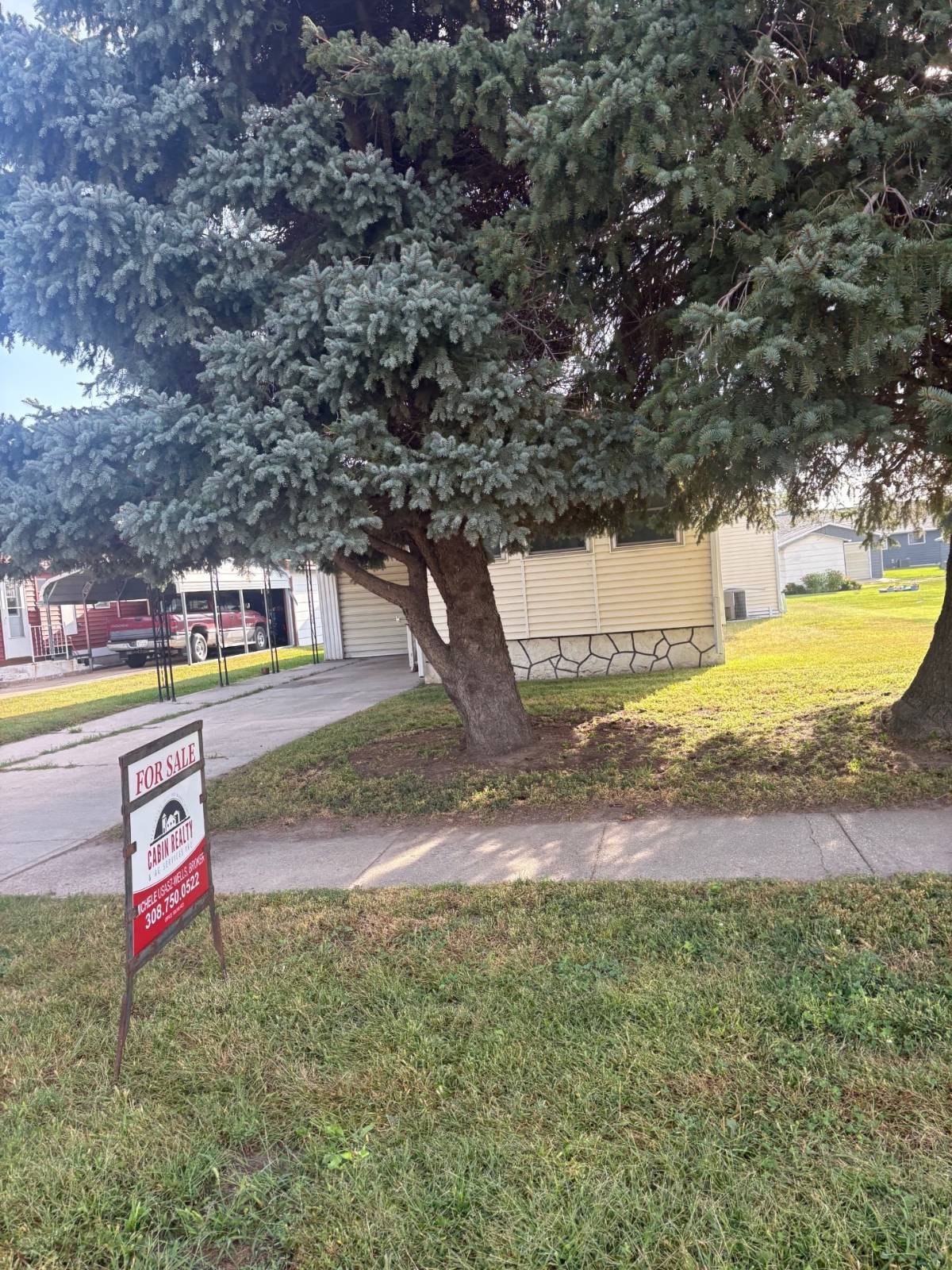 Photo 3 of 10 of manufactured home listing at 130 S 11th Avenue, Burwell, NE 68823