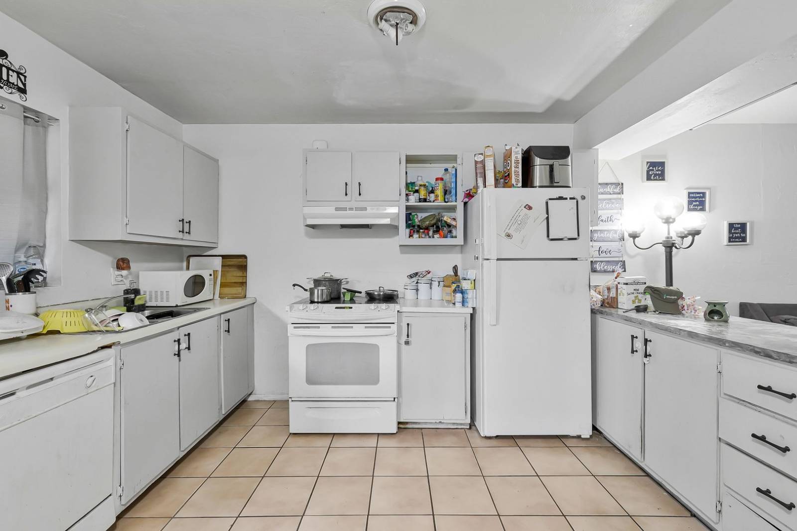 17434 / 17436 E Carnegie Cir, Fort Myers, FL 33967