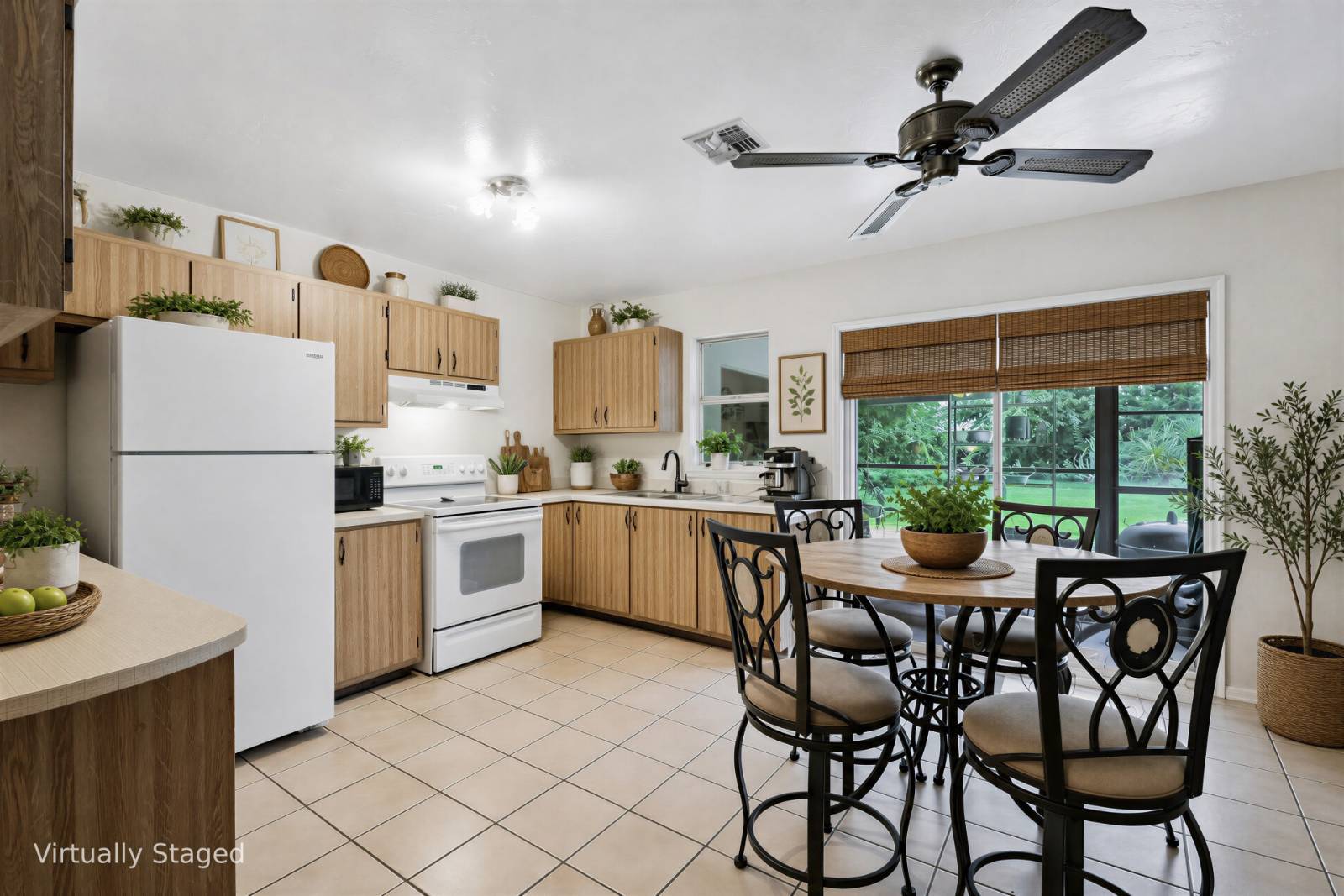 17434 / 17436 E Carnegie Cir, Fort Myers, FL 33967