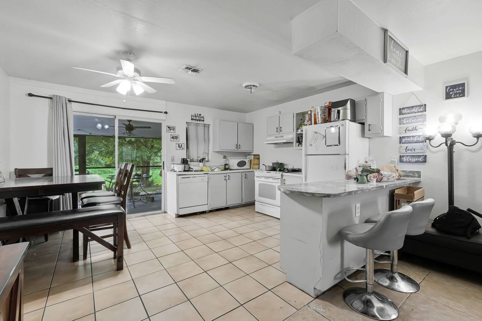 17434 / 17436 E Carnegie Cir, Fort Myers, FL 33967