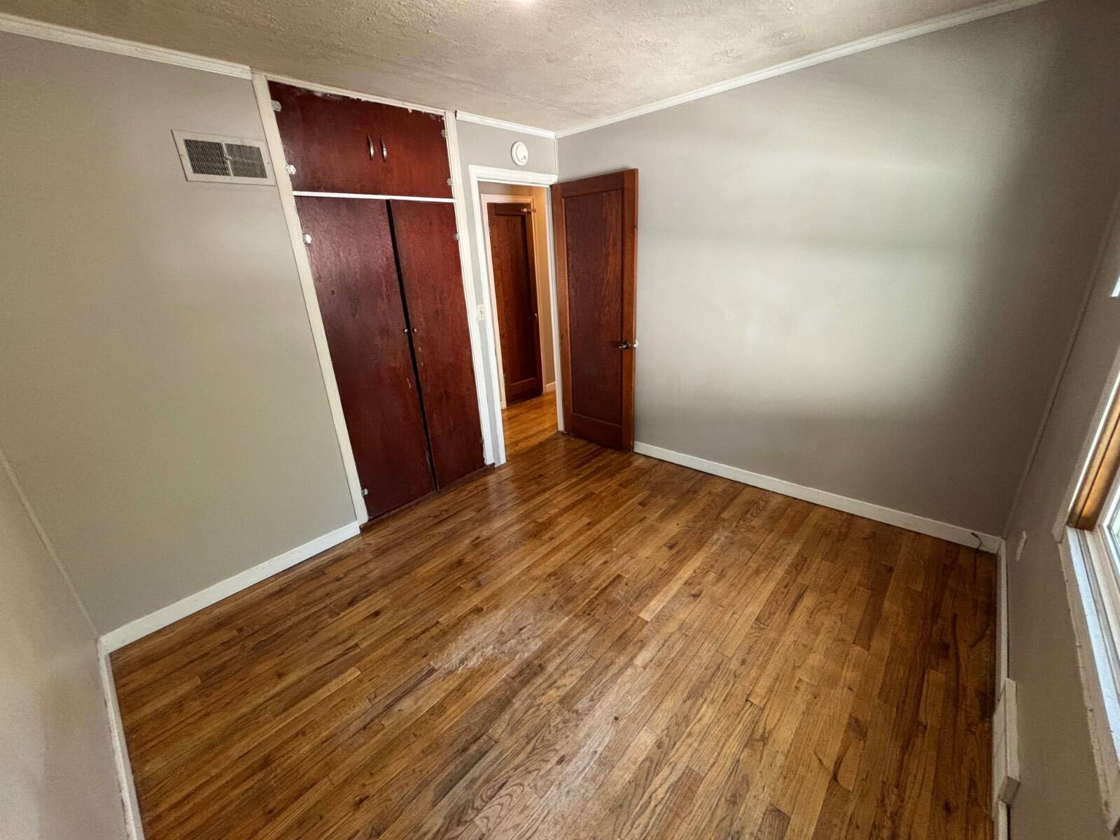 Photo 11 of 28 of home listing at 701 W 24th St, Kearney, NE 68845