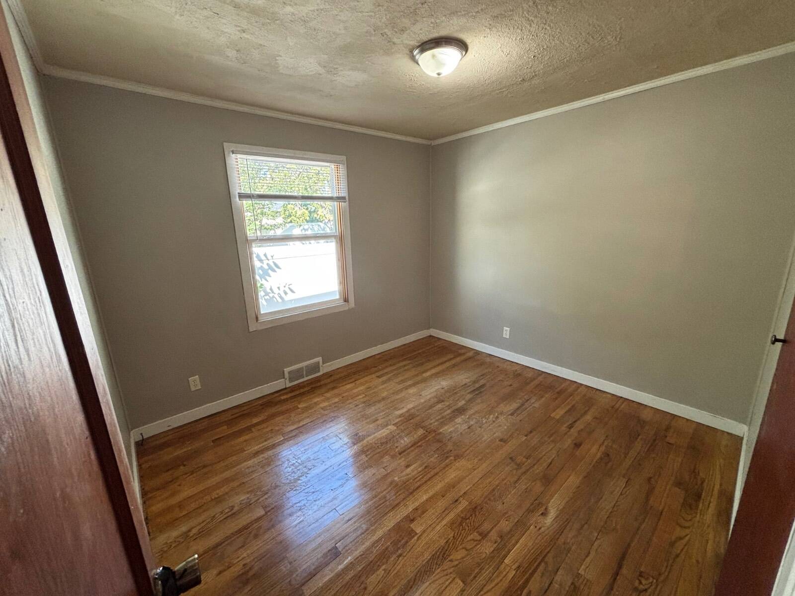 Photo 8 of 28 of home listing at 701 W 24th St, Kearney, NE 68845