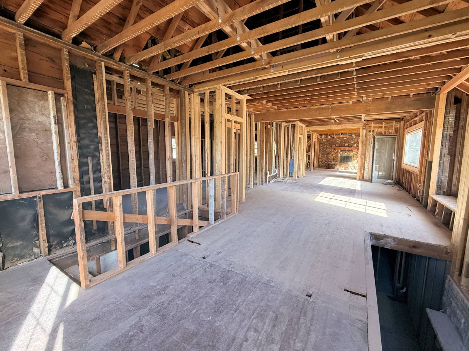 Photo 7 of 25 of home listing at 710 Garfield Street, Creighton, NE 68729
