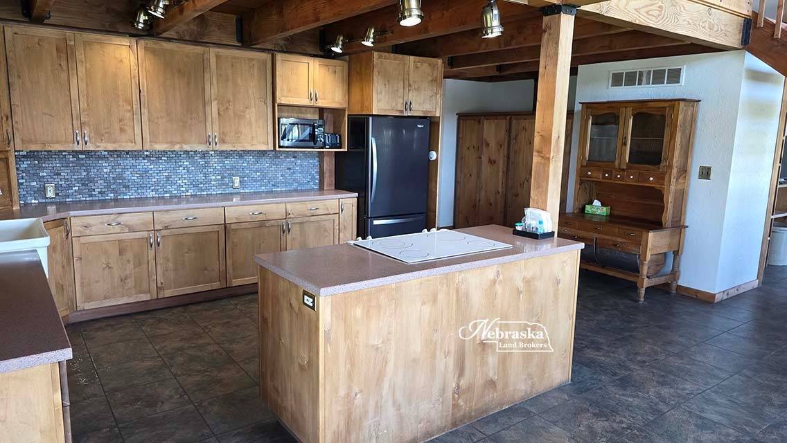 Photo 24 of 60 of home listing at 6874 East North Shore Drive, North Platte, NE 69101