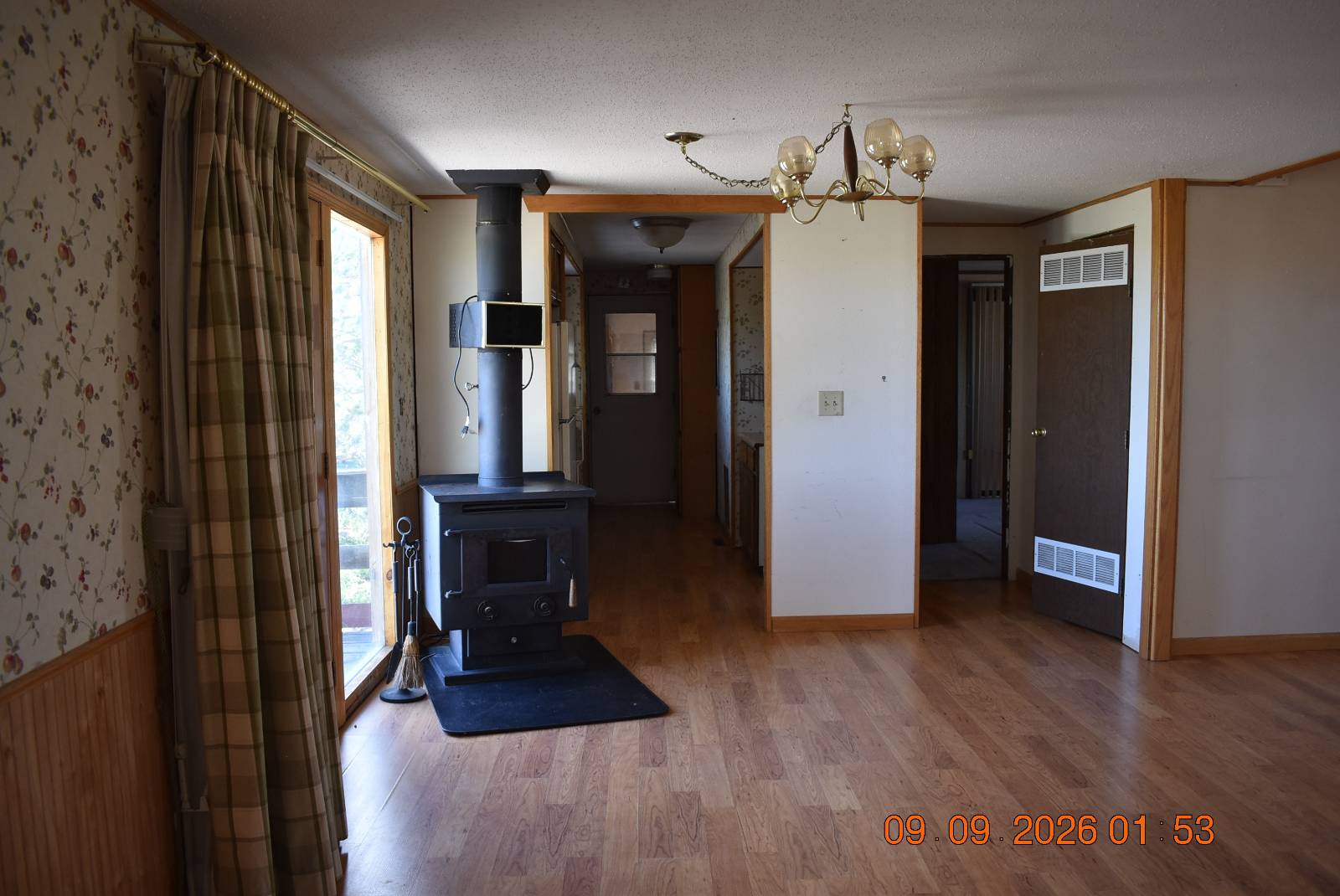 Photo 12 of 46 of home listing at 5611 Madison RD, Alliance, NE 69301