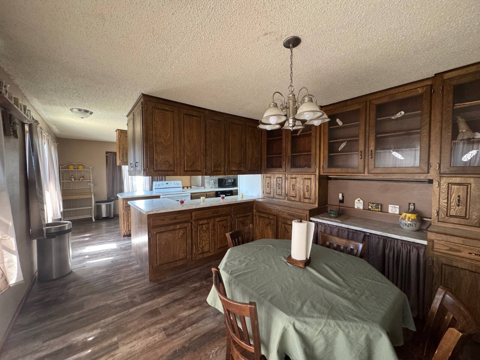 Photo 5 of 31 of home listing at 105 Ash, Crookston, NE 69212