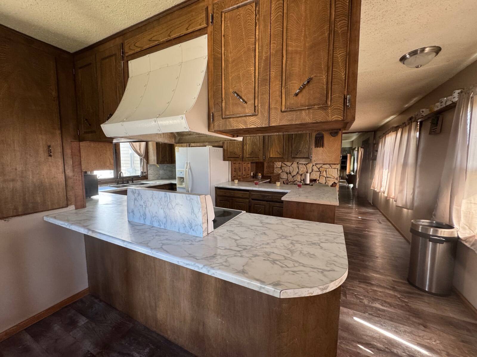 Photo 3 of 31 of home listing at 105 Ash, Crookston, NE 69212