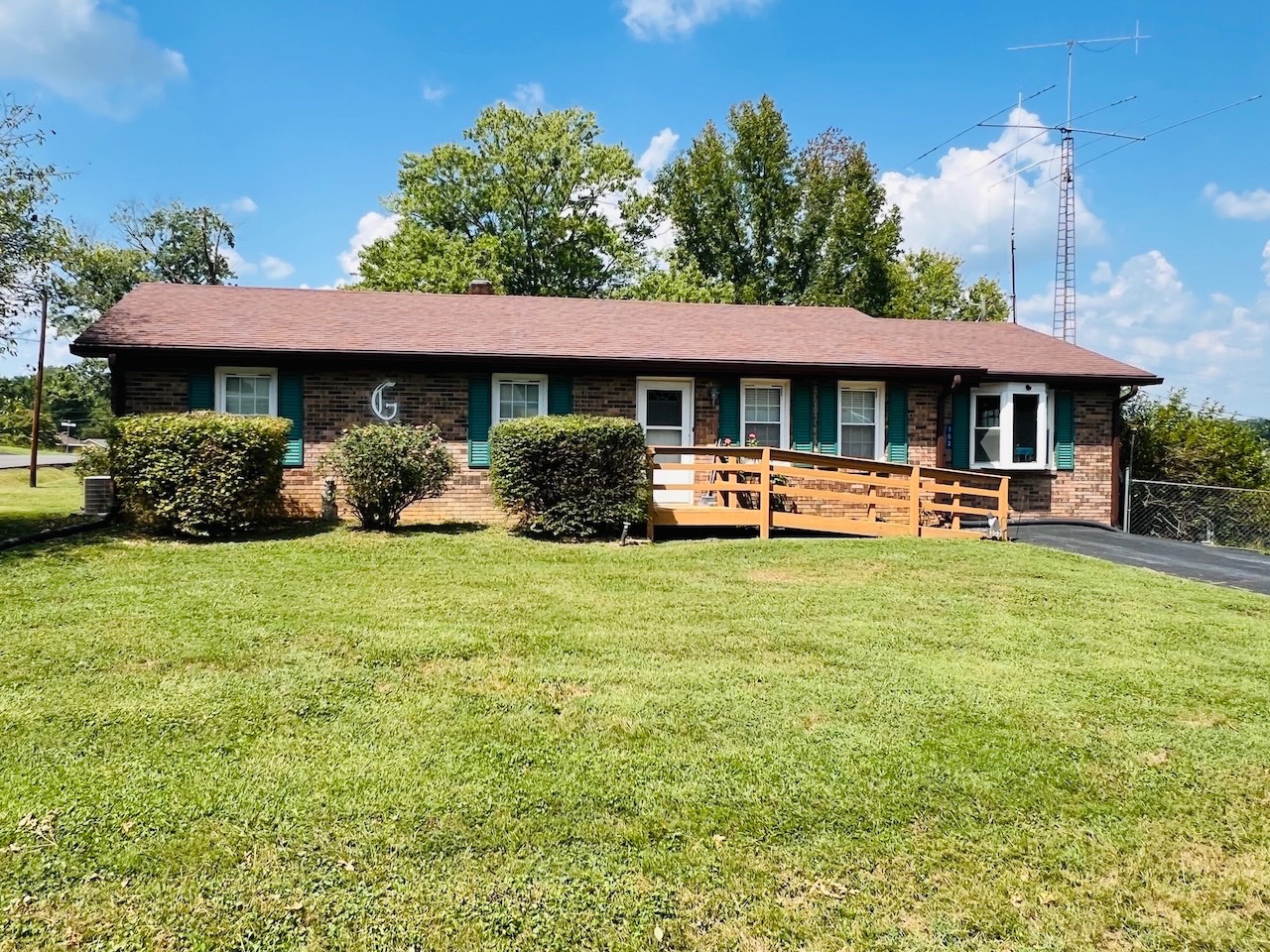302 Center St, Tract #1
