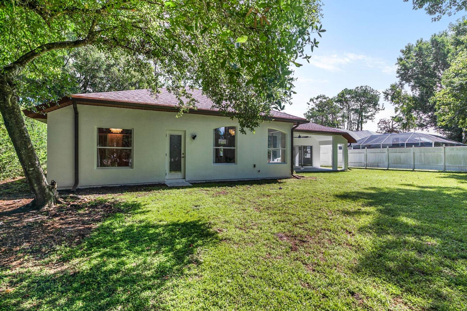 92  Wellstone Drive, Palm Coast, FL 32164