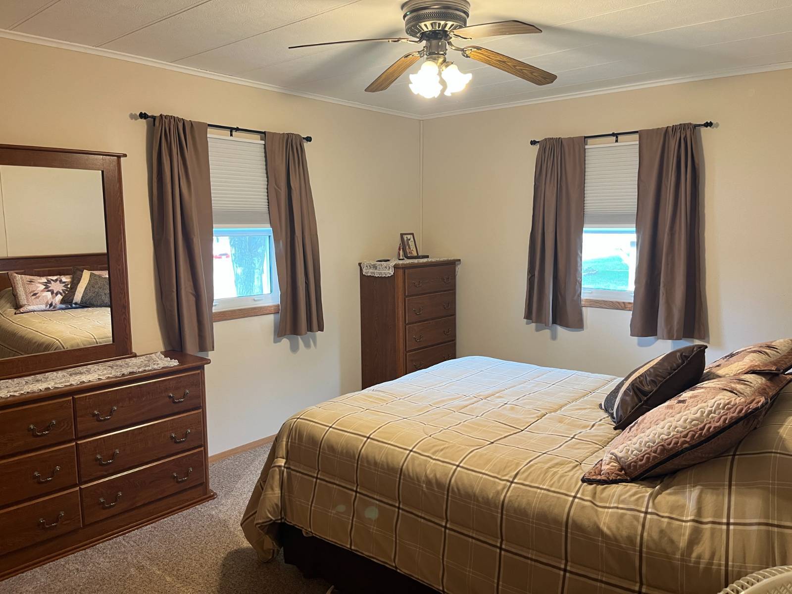 Photo 7 of 19 of home listing at 612 W 8th Street, Neligh, NE 68756