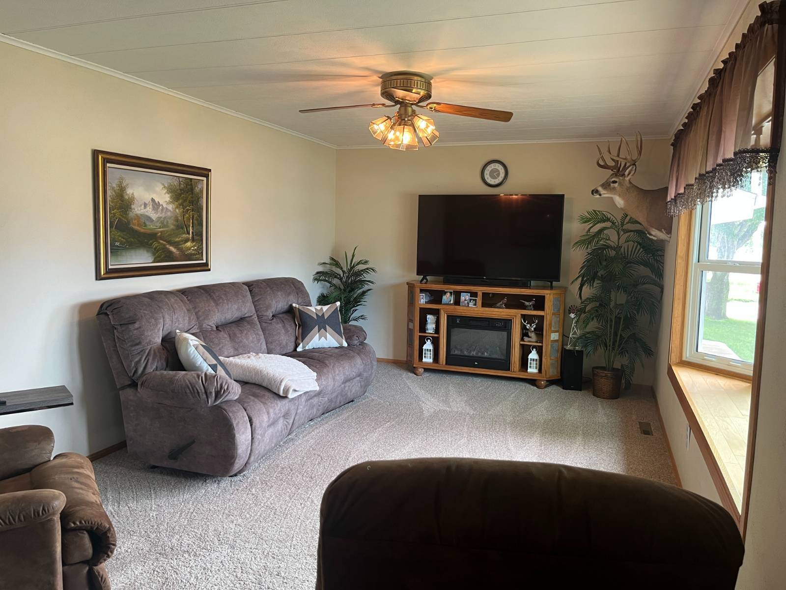 Photo 2 of 19 of home listing at 612 W 8th Street, Neligh, NE 68756