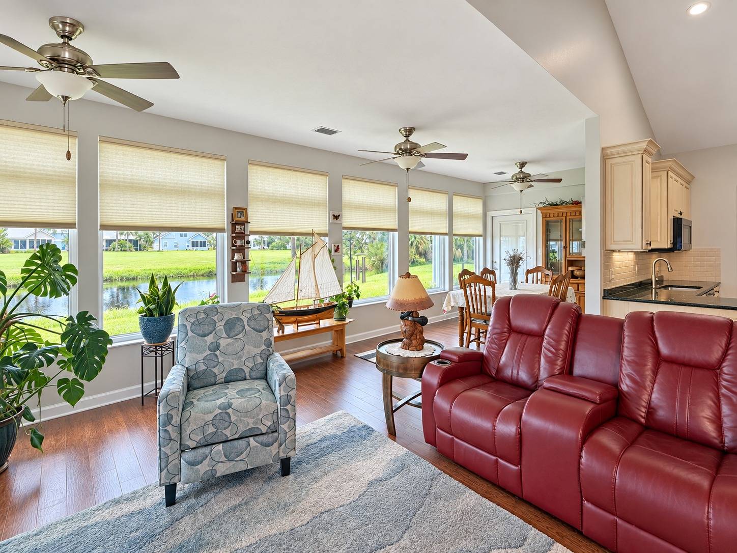 519 Twin Lakes Dr, Titusville, FL 32780
