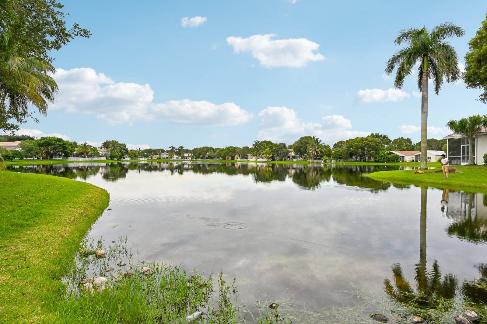 6520 NW 41st Ter, Coconut Creek, FL 33073