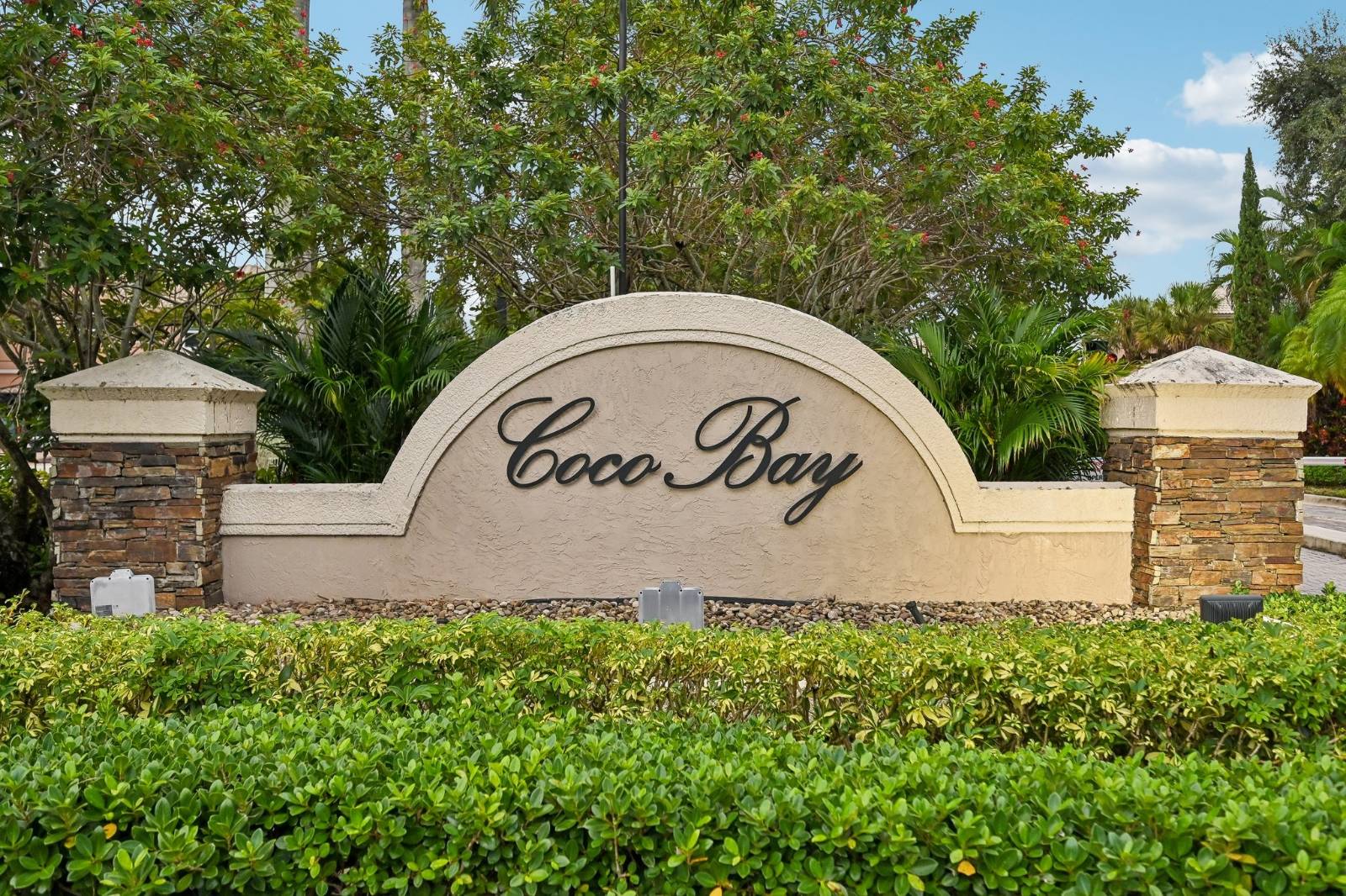 6520 NW 41st Ter, Coconut Creek, FL 33073