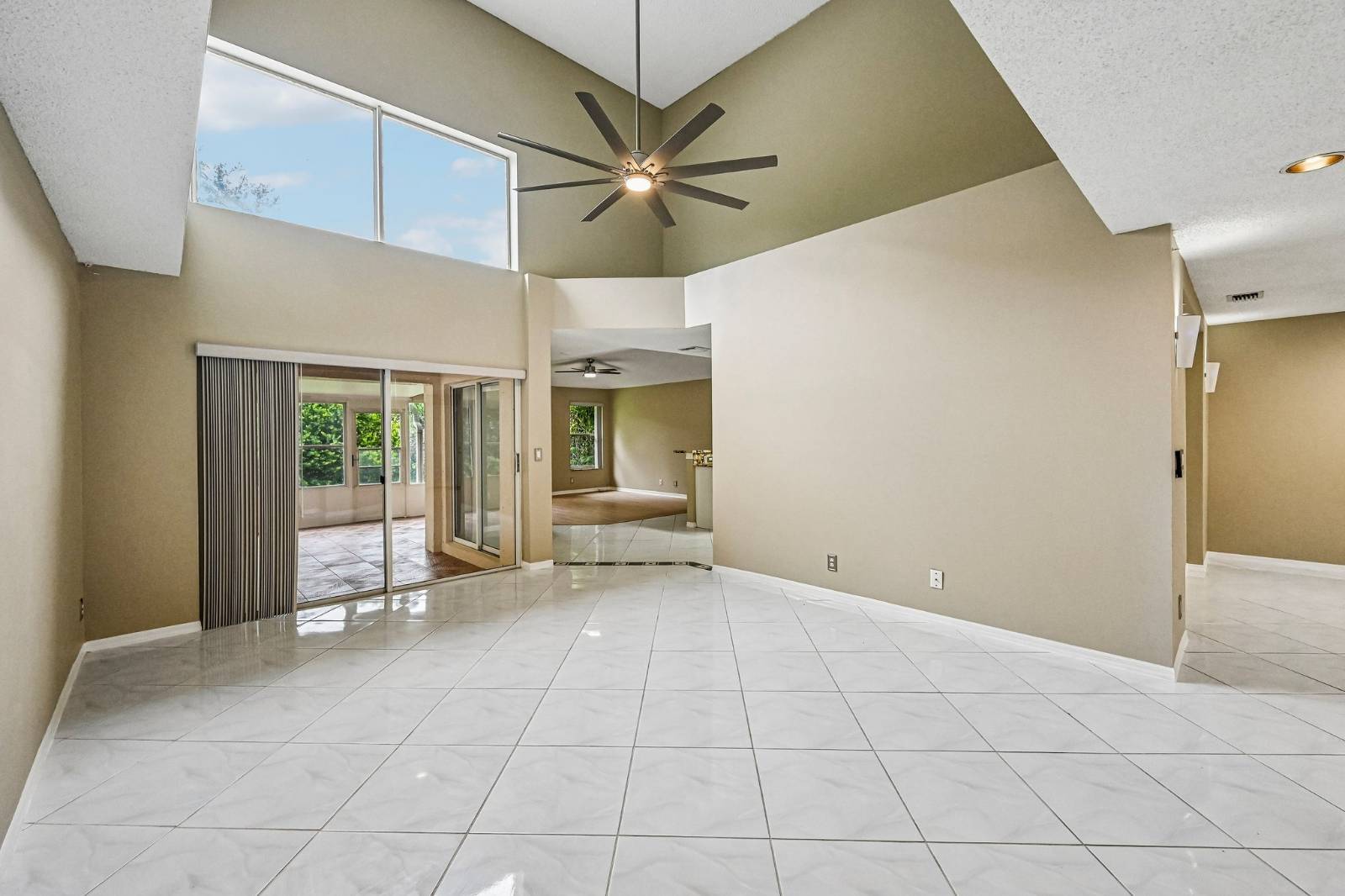 6520 NW 41st Ter, Coconut Creek, FL 33073