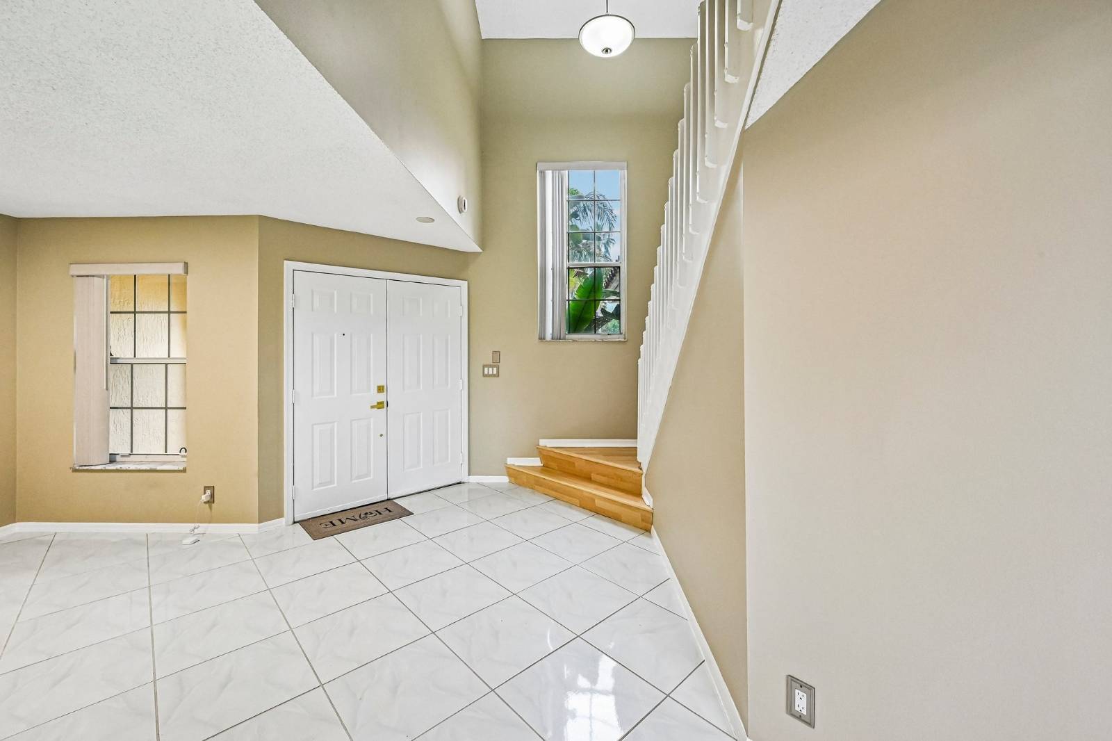 6520 NW 41st Ter, Coconut Creek, FL 33073