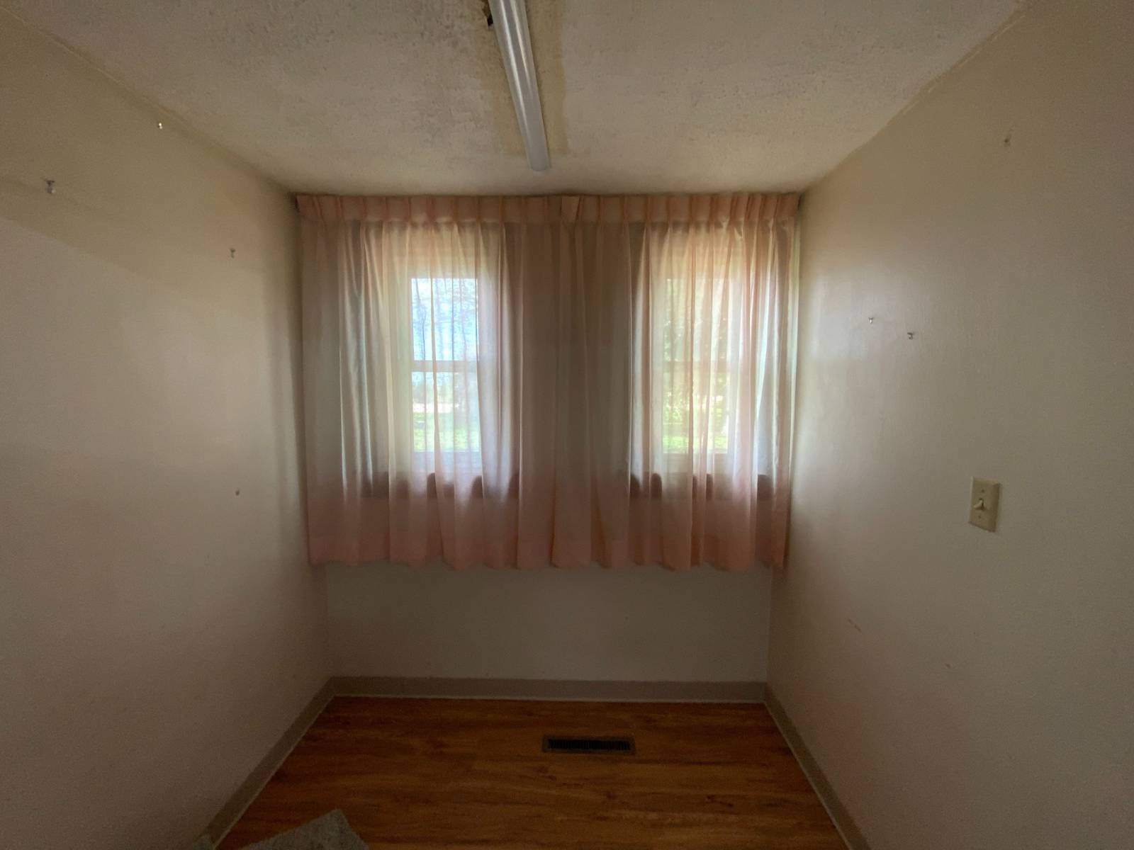 Photo 33 of 60 of home listing at 522 State Street, Dalton, NE 69131