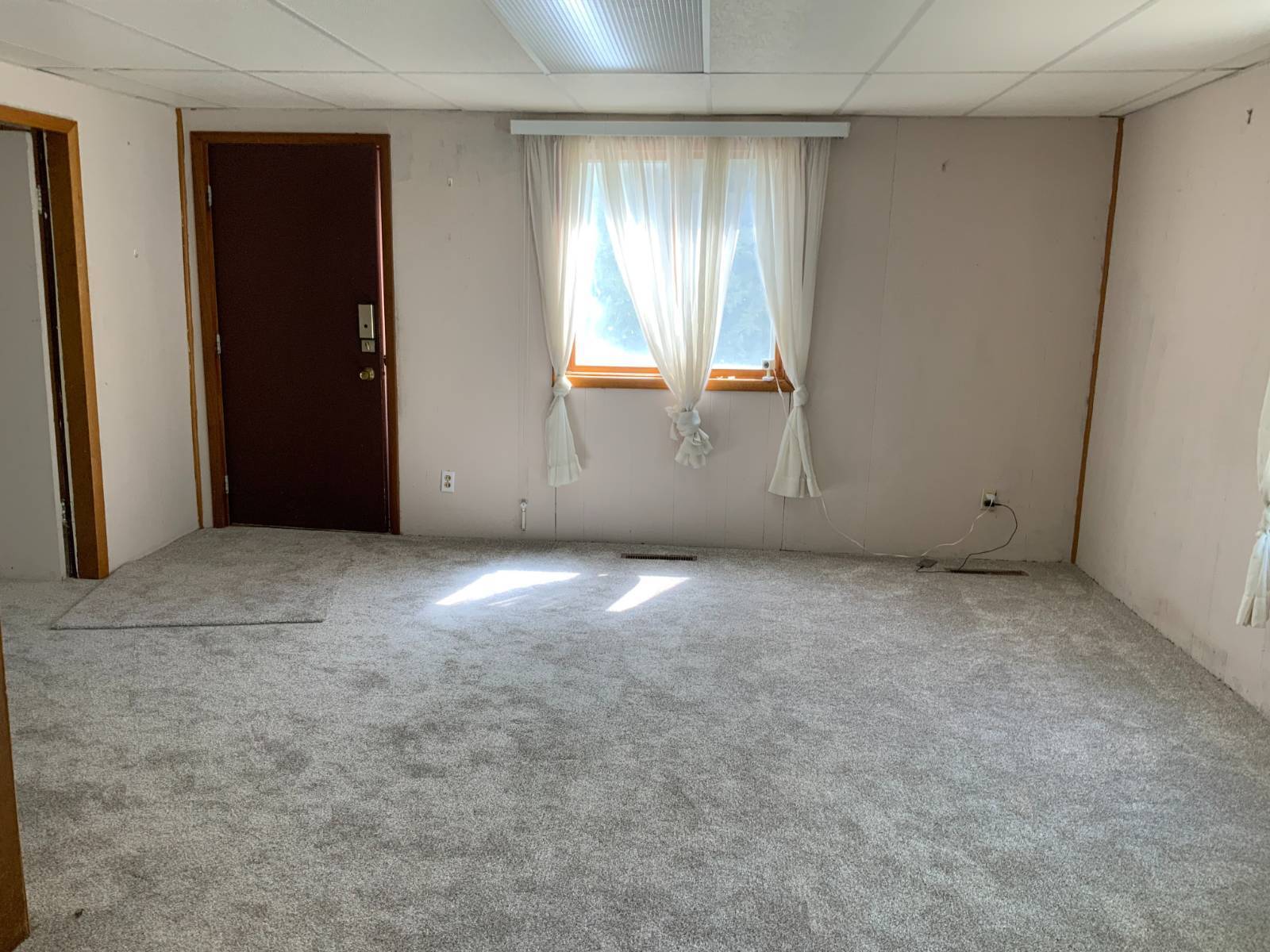 Photo 13 of 60 of home listing at 522 State Street, Dalton, NE 69131