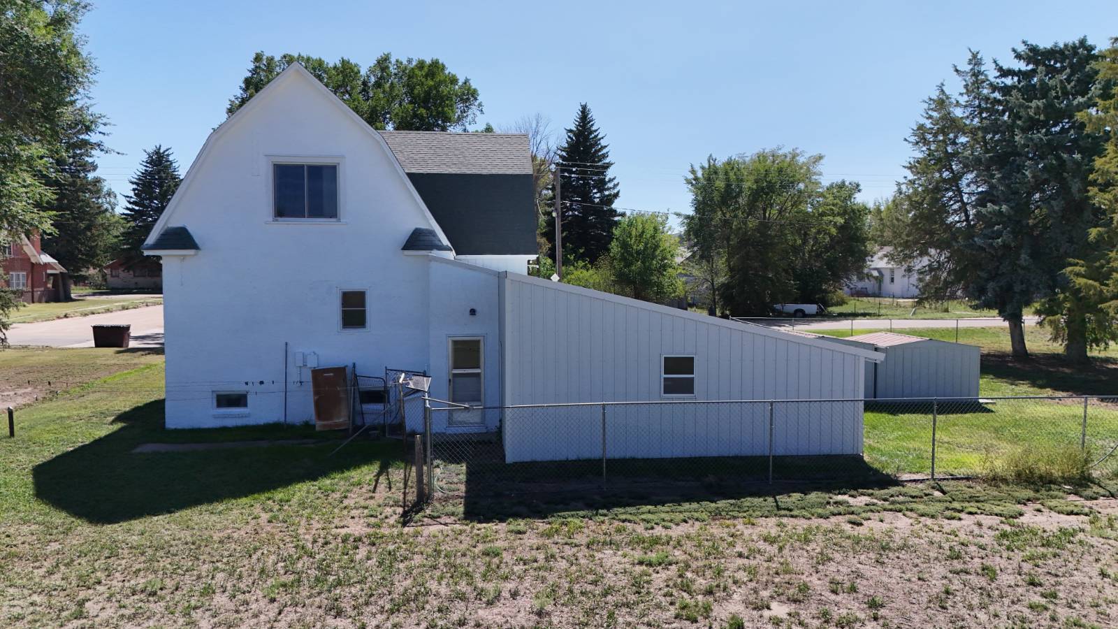 Photo 10 of 60 of home listing at 522 State Street, Dalton, NE 69131