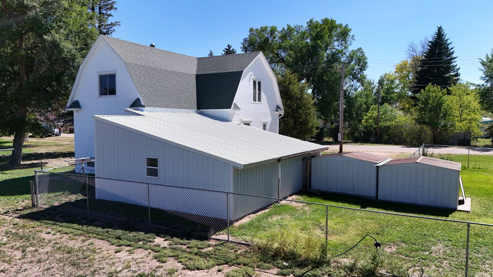 Photo 11 of 60 of home listing at 522 State Street, Dalton, NE 69131