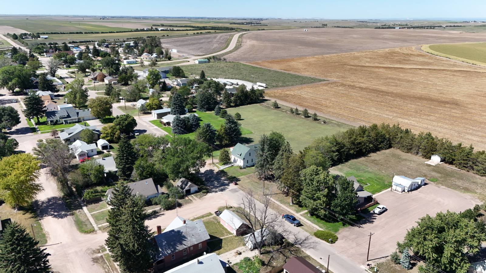 Photo 8 of 60 of home listing at 522 State Street, Dalton, NE 69131