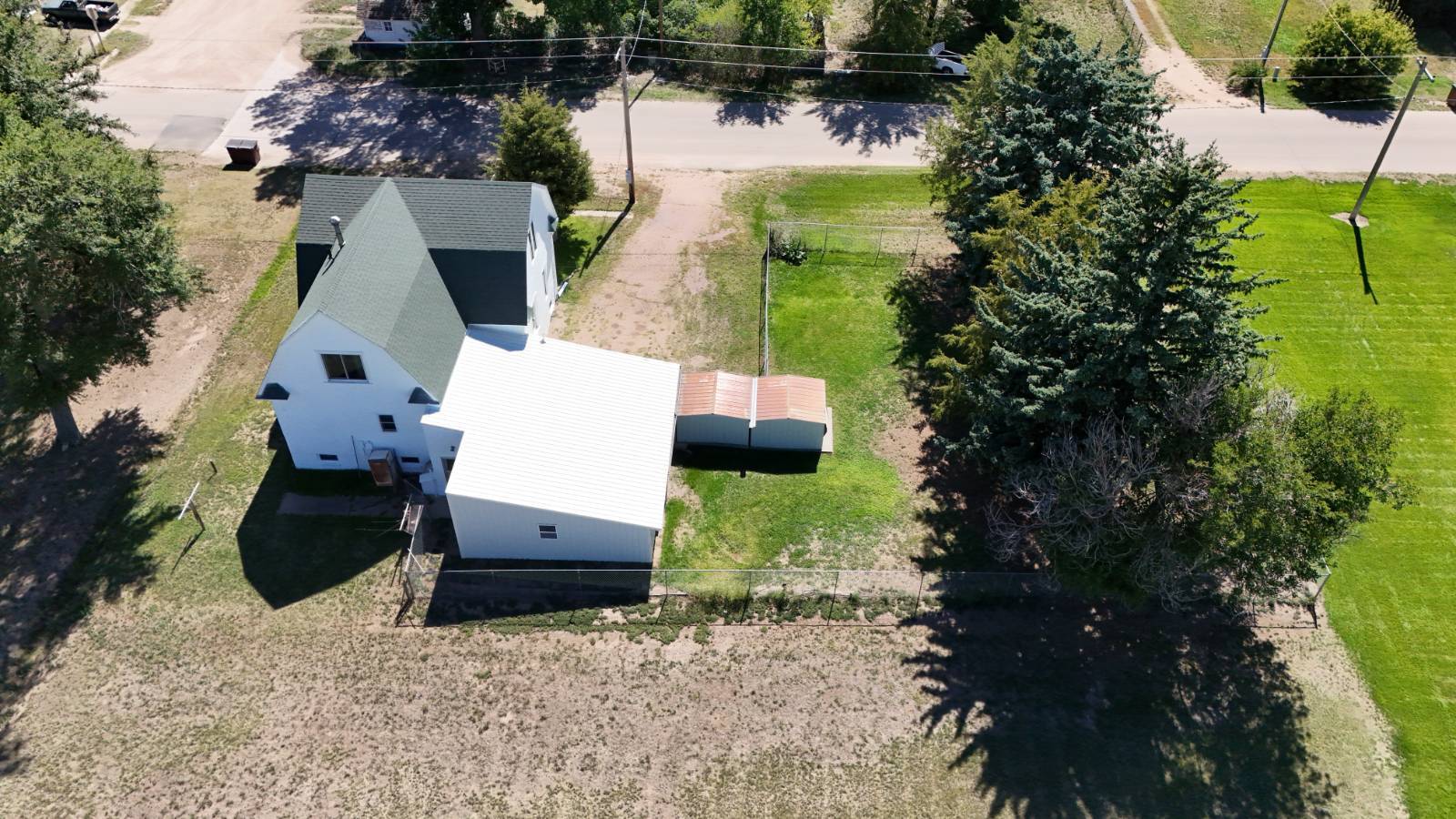 Photo 7 of 60 of home listing at 522 State Street, Dalton, NE 69131