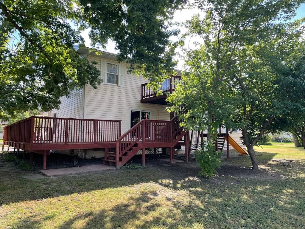 Photo 4 of 50 of home listing at 212 Wieschendorf, Center, NE 68724