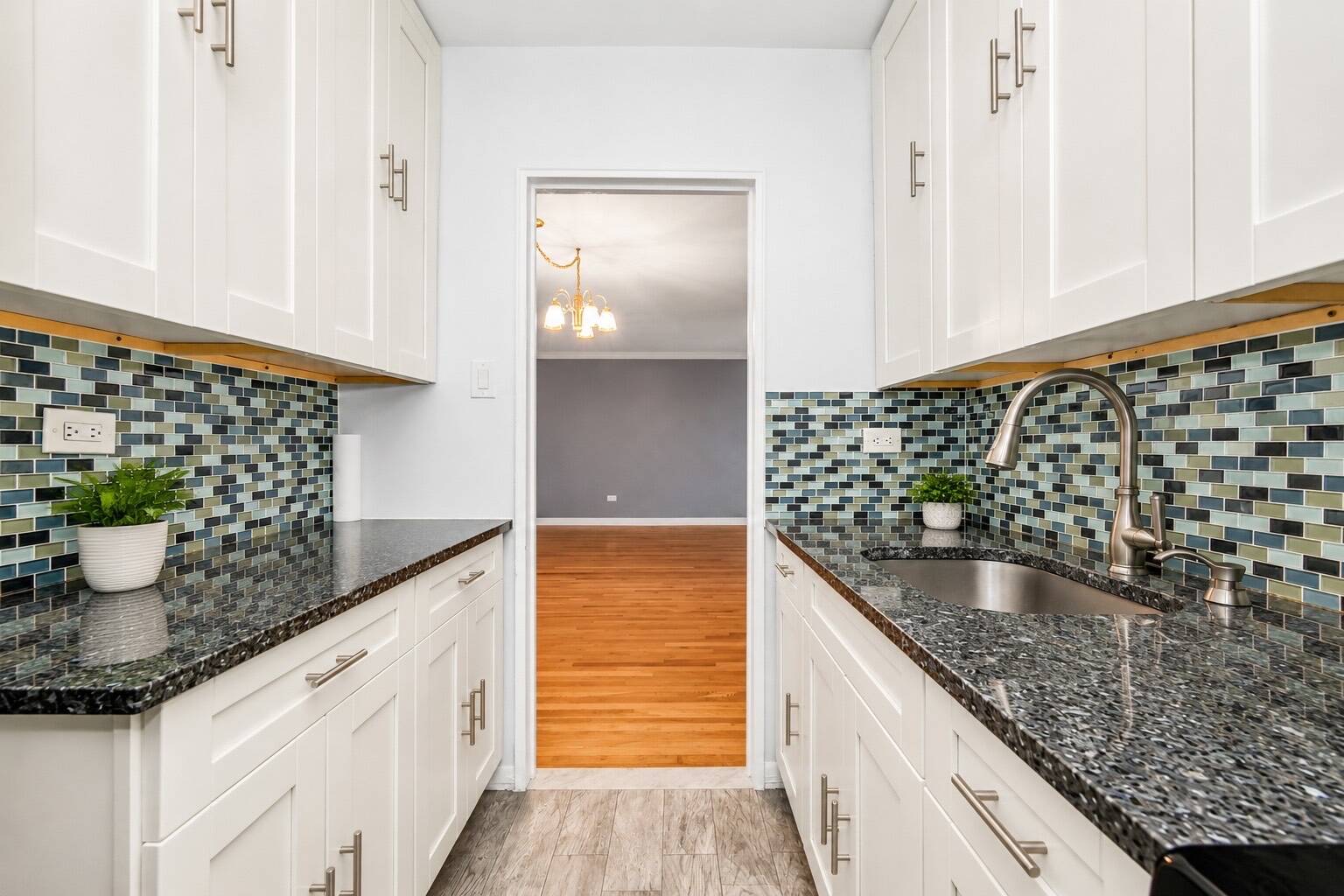 85-10 151St Ave, #5E