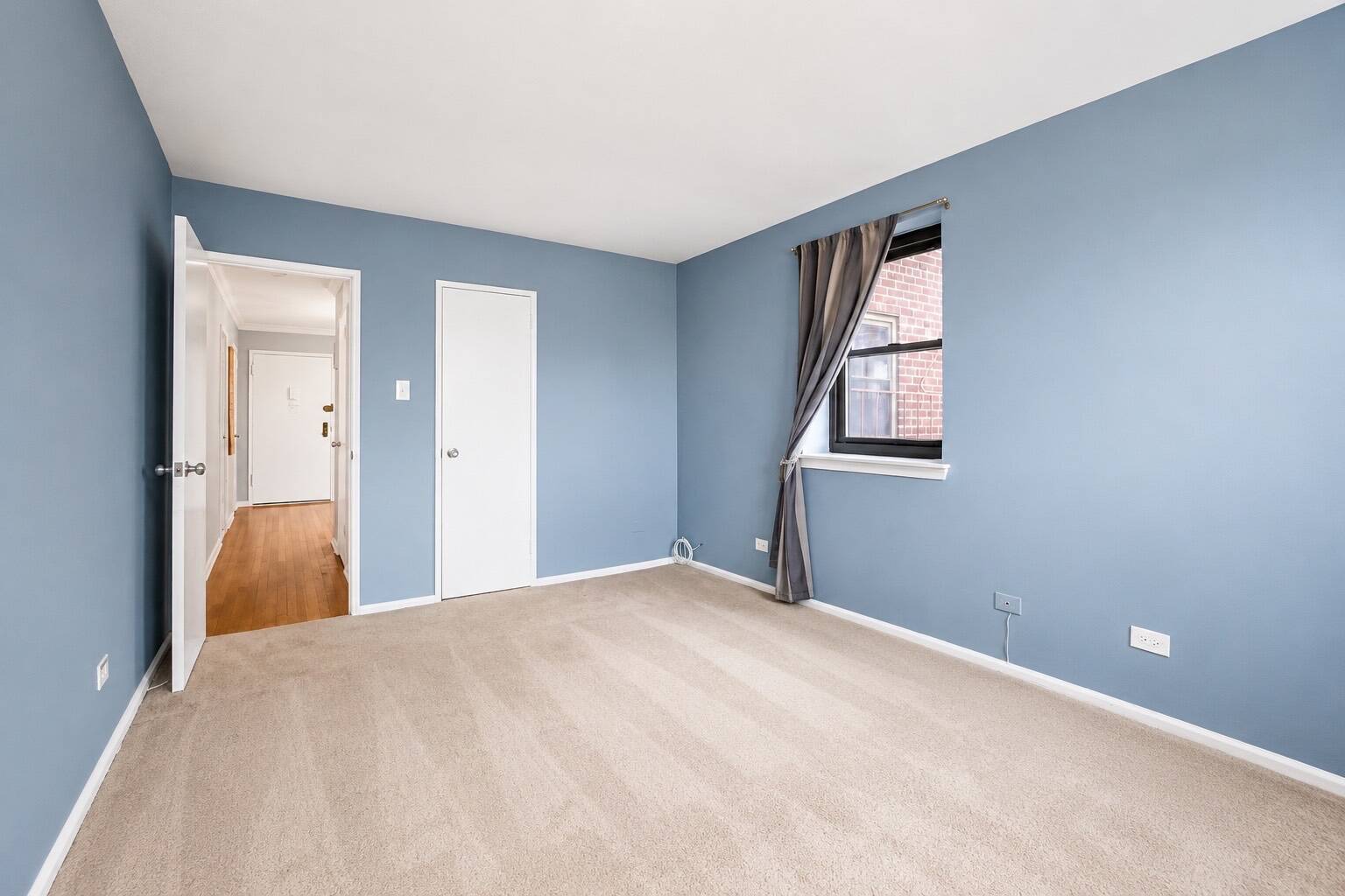 85-10 151St Ave, #5E