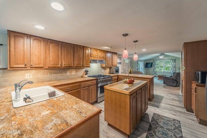 7198 Fish House Rd.