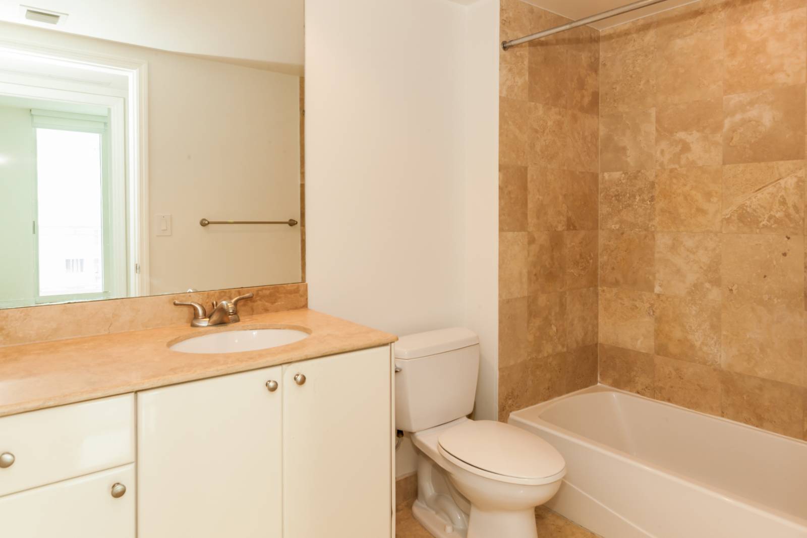 1745 E Hallandale Beach Blvd, Hallandale, FL 33009