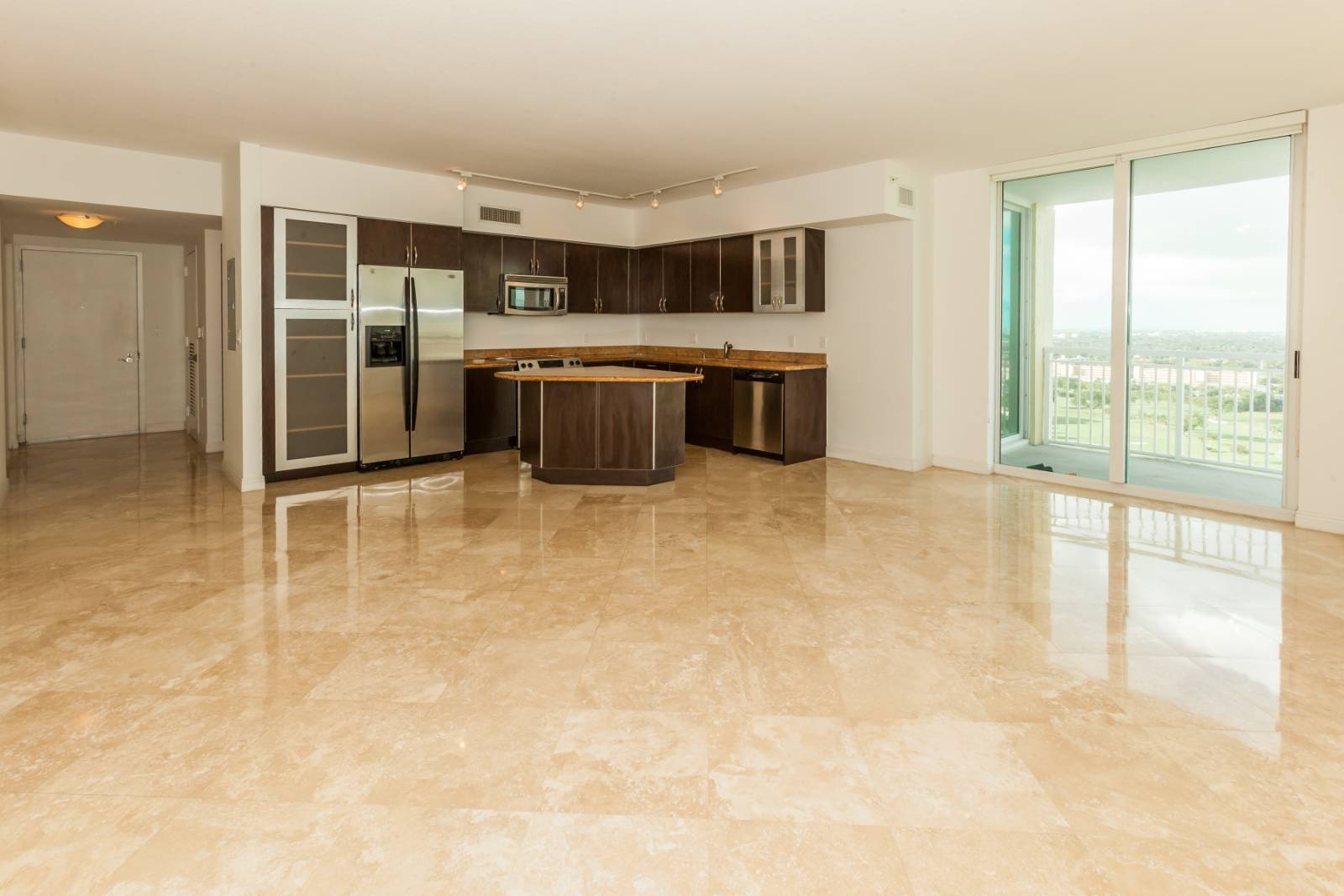 1745 E Hallandale Beach Blvd, Hallandale, FL 33009