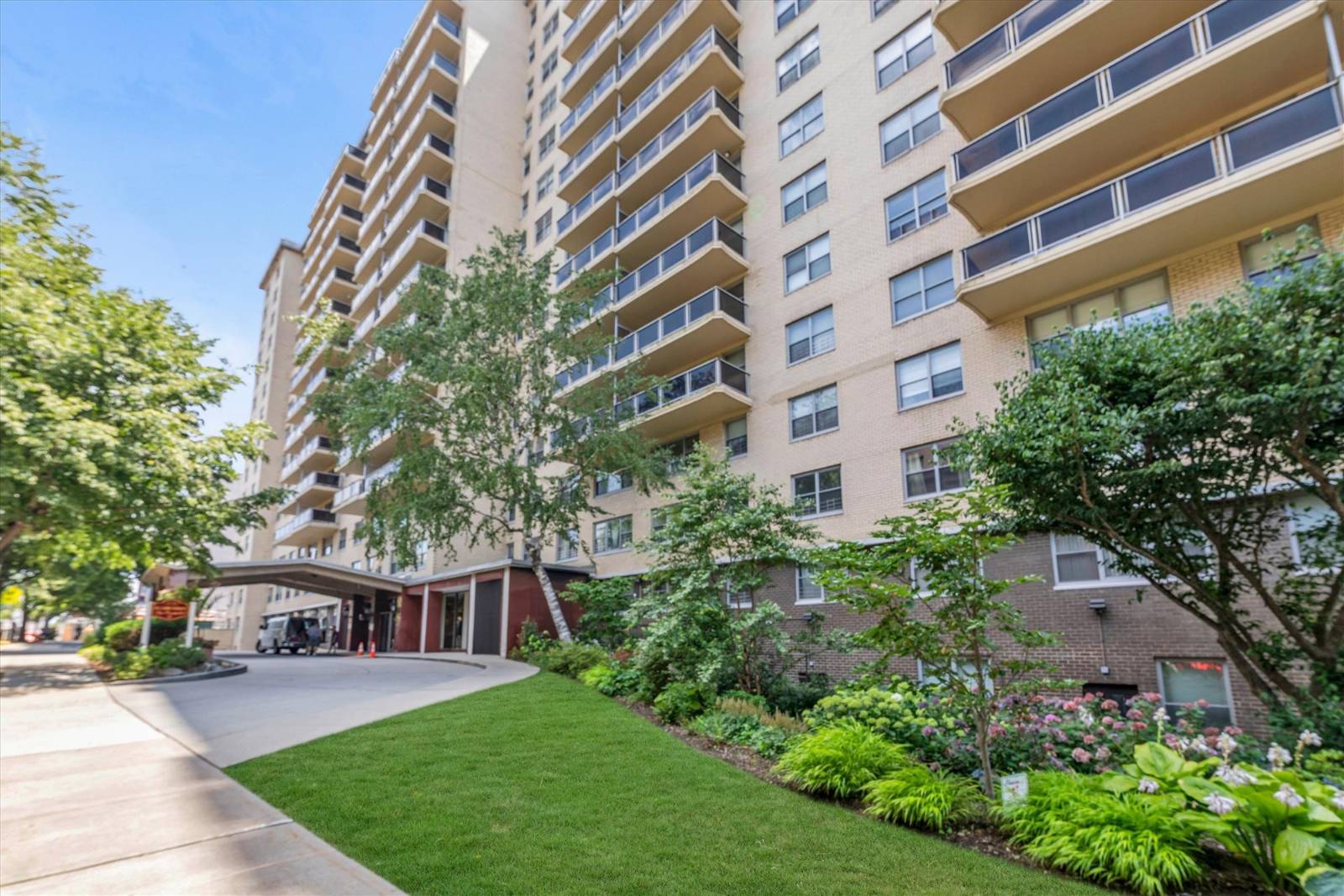 175-20 Wexford Terrace, #4X