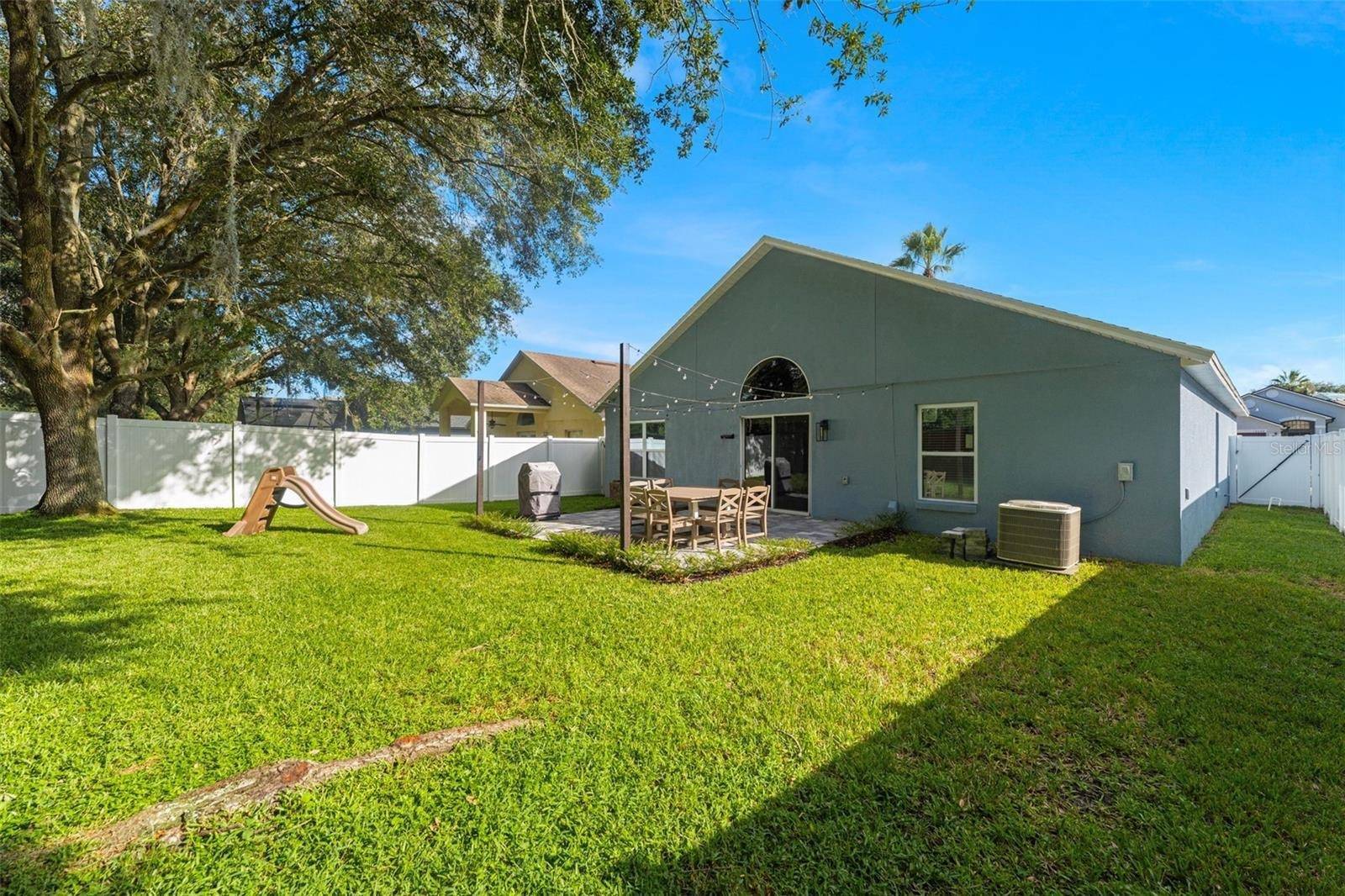 10037 Portofino Dr, Orlando, FL 32832