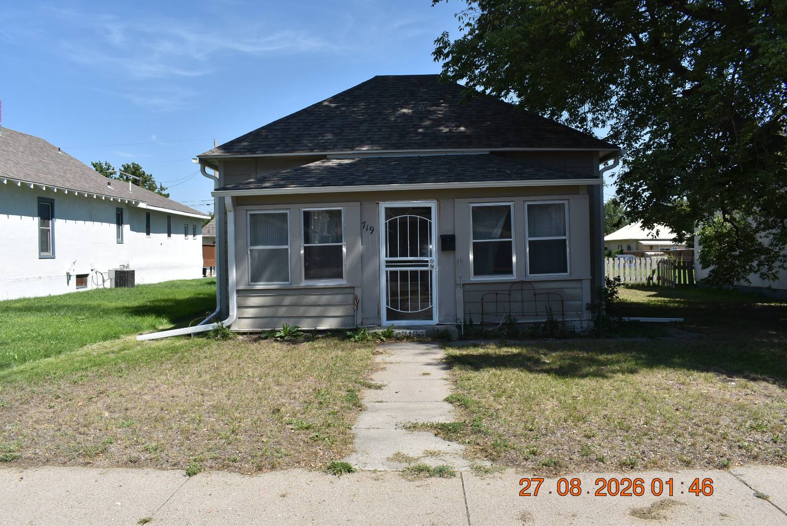 Photo 1 of 23 of home listing at 719 Toluca, Alliance, NE 69301