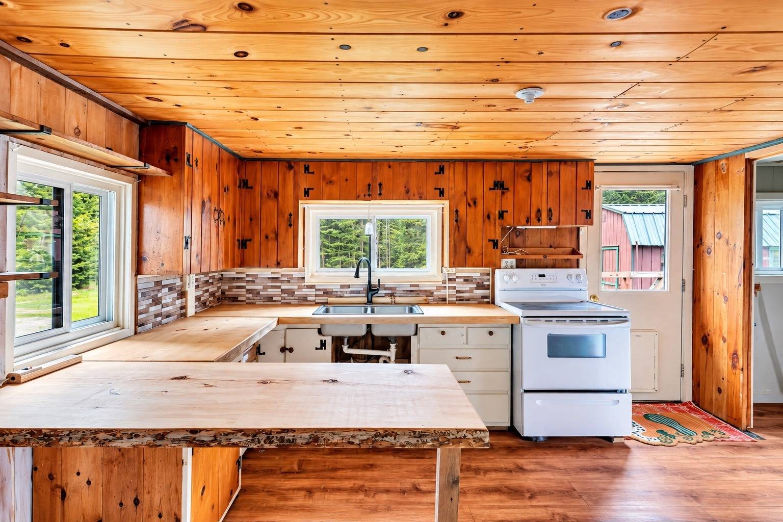 343 Shaw Hill Rd