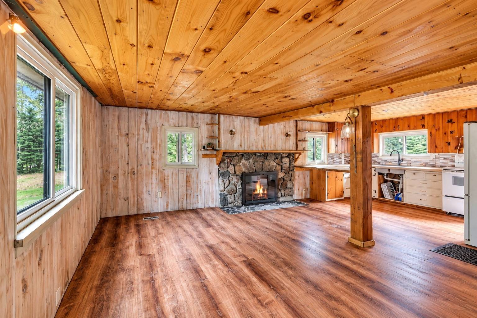 343 Shaw Hill Rd