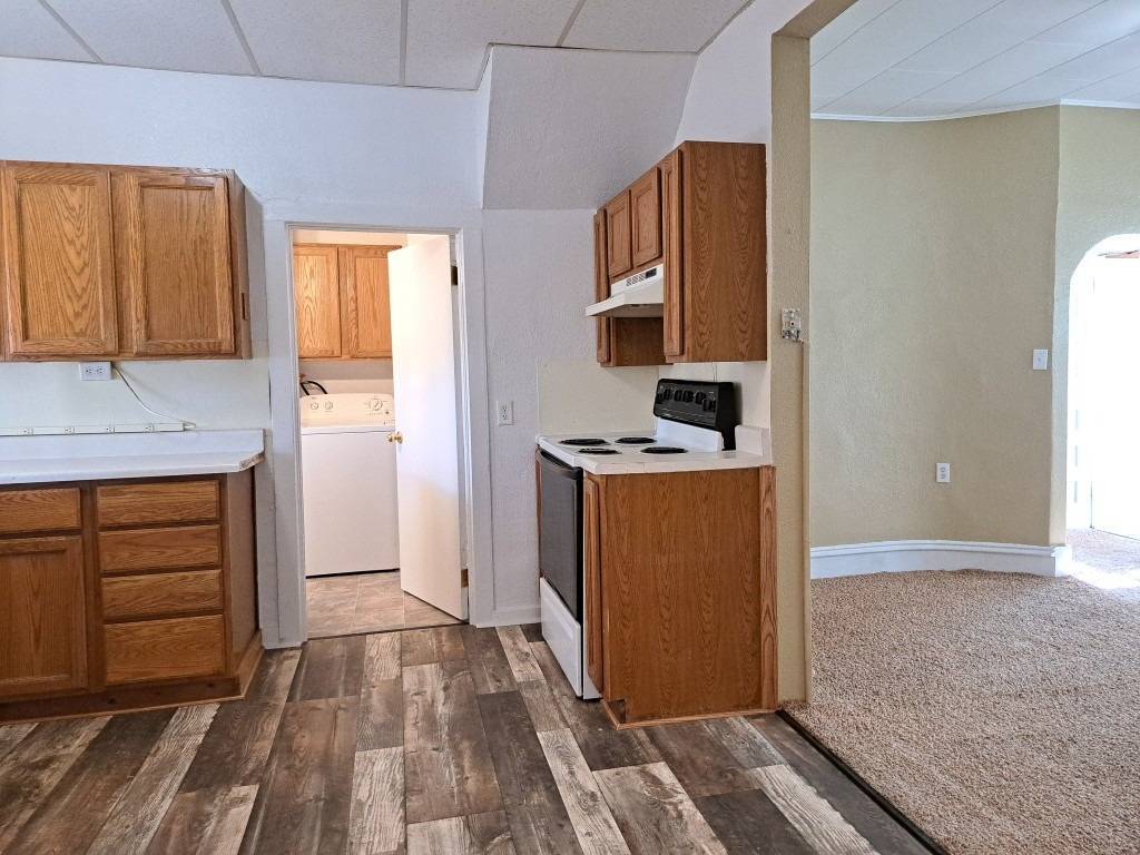 Photo 10 of 21 of home listing at 360 Mears Street, Chadron, NE 69337