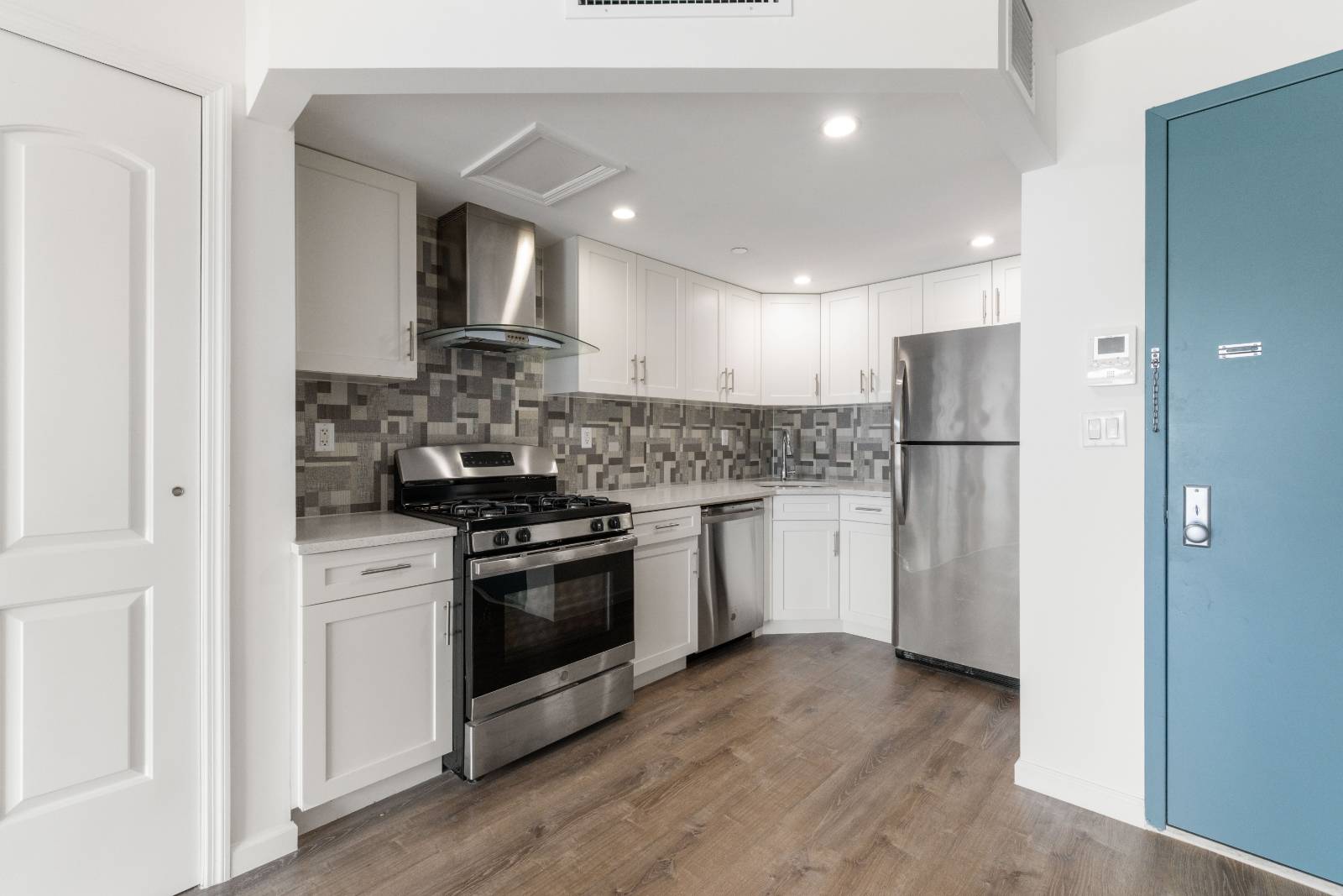 214-10 15th Avenue, #3D