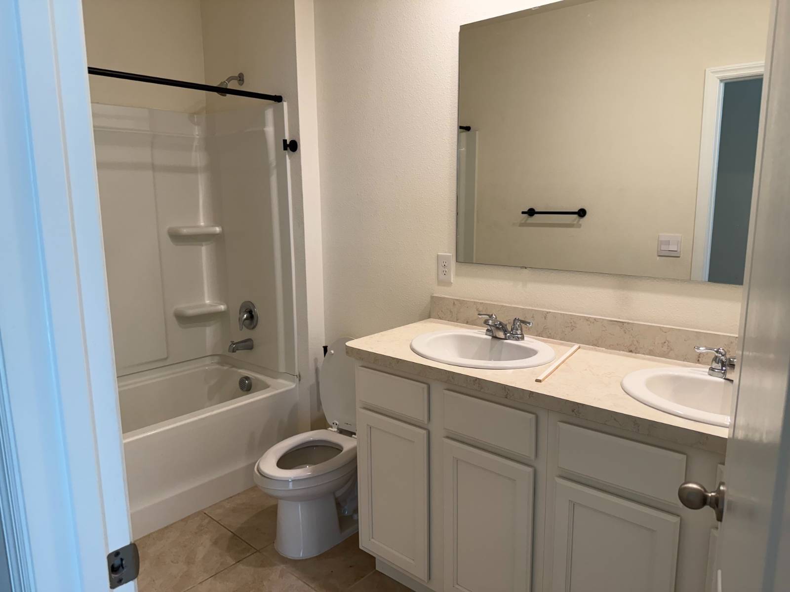 2655 Swooping Sparrow Dr, Saint Cloud, FL 34773