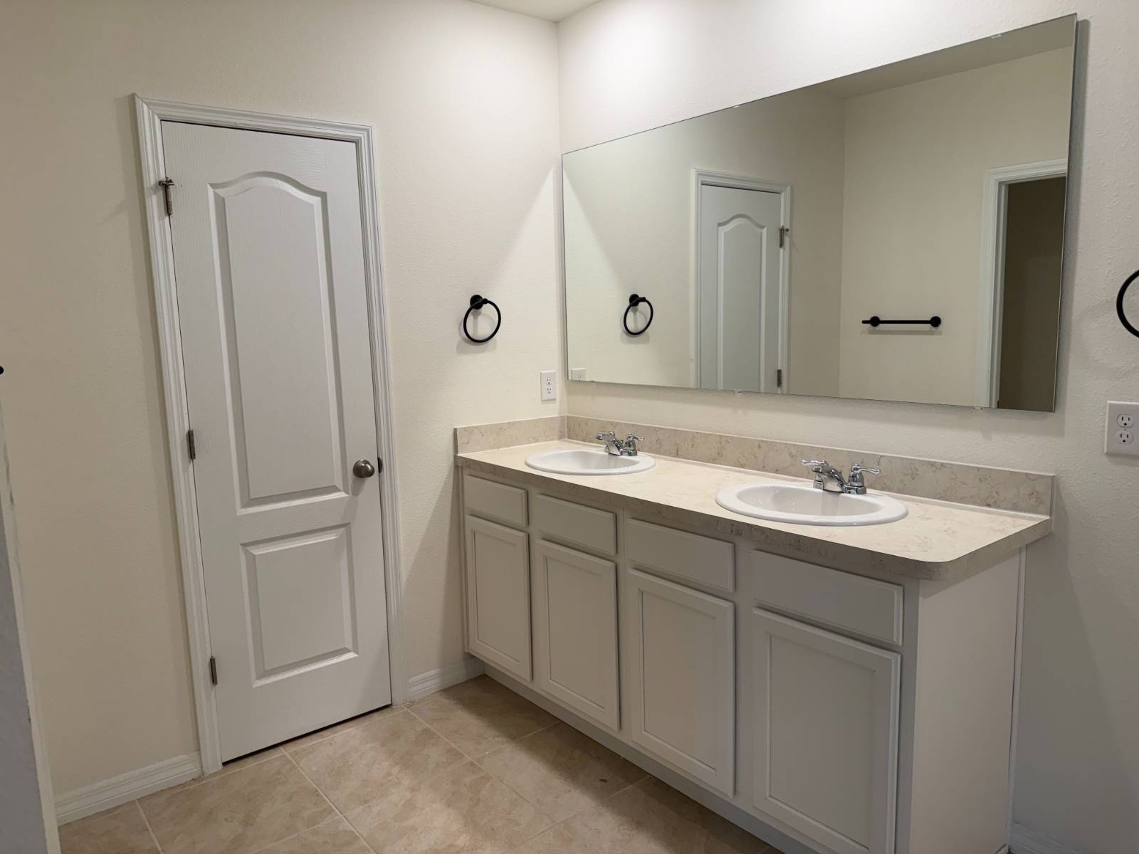 2655 Swooping Sparrow Dr, Saint Cloud, FL 34773