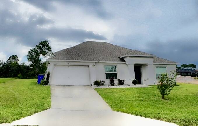 4879 San Ignacio Dr, Sebring, FL 33872