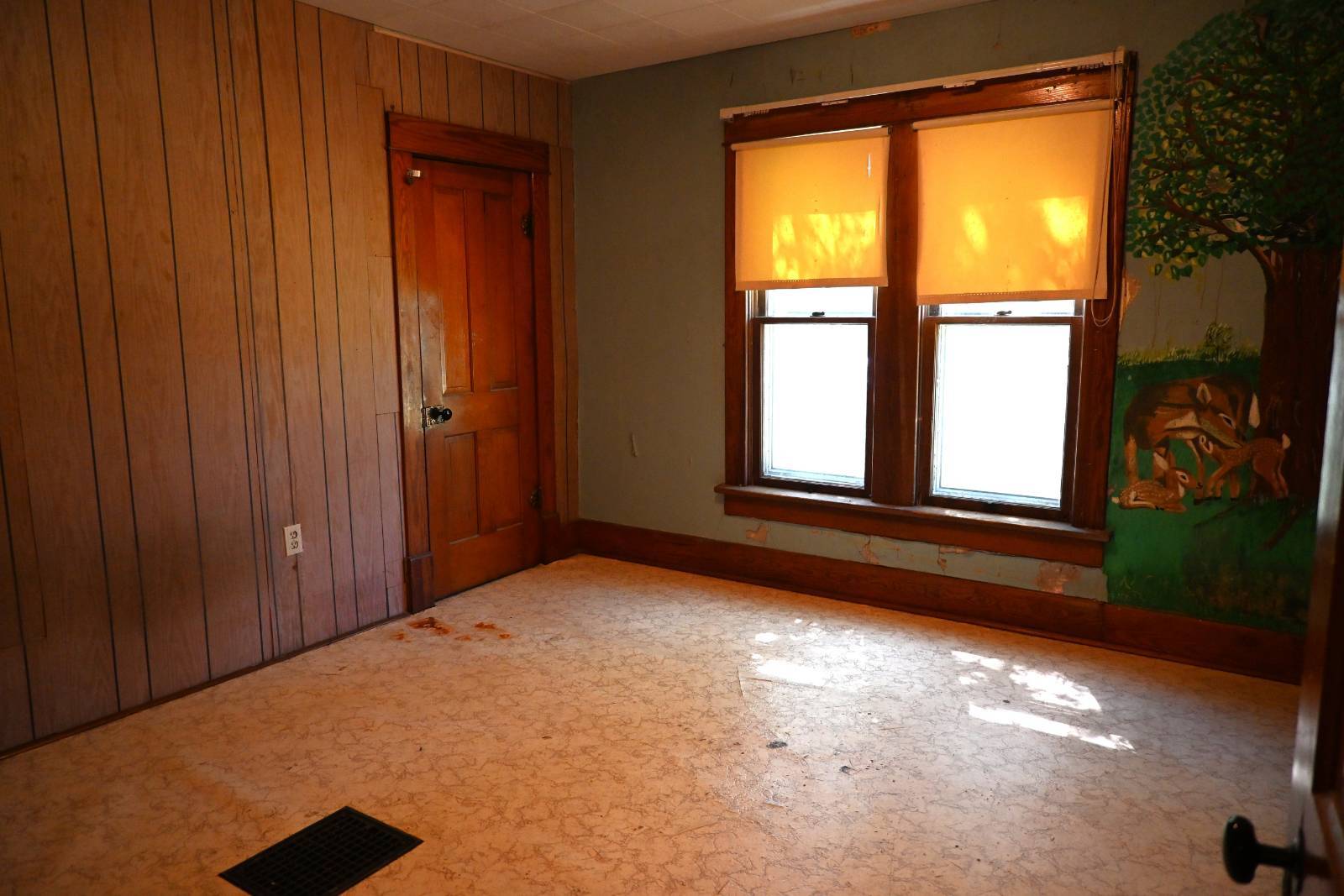 Photo 30 of 33 of home listing at 308 Sixth Street, Taylor, NE 68879