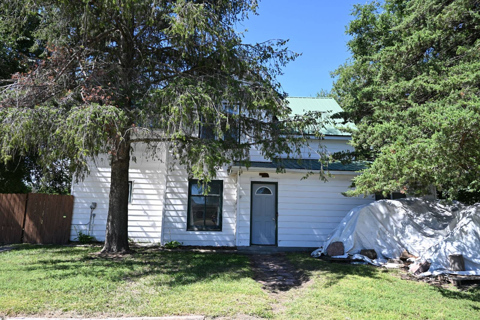 Photo 5 of 33 of home listing at 308 Sixth Street, Taylor, NE 68879