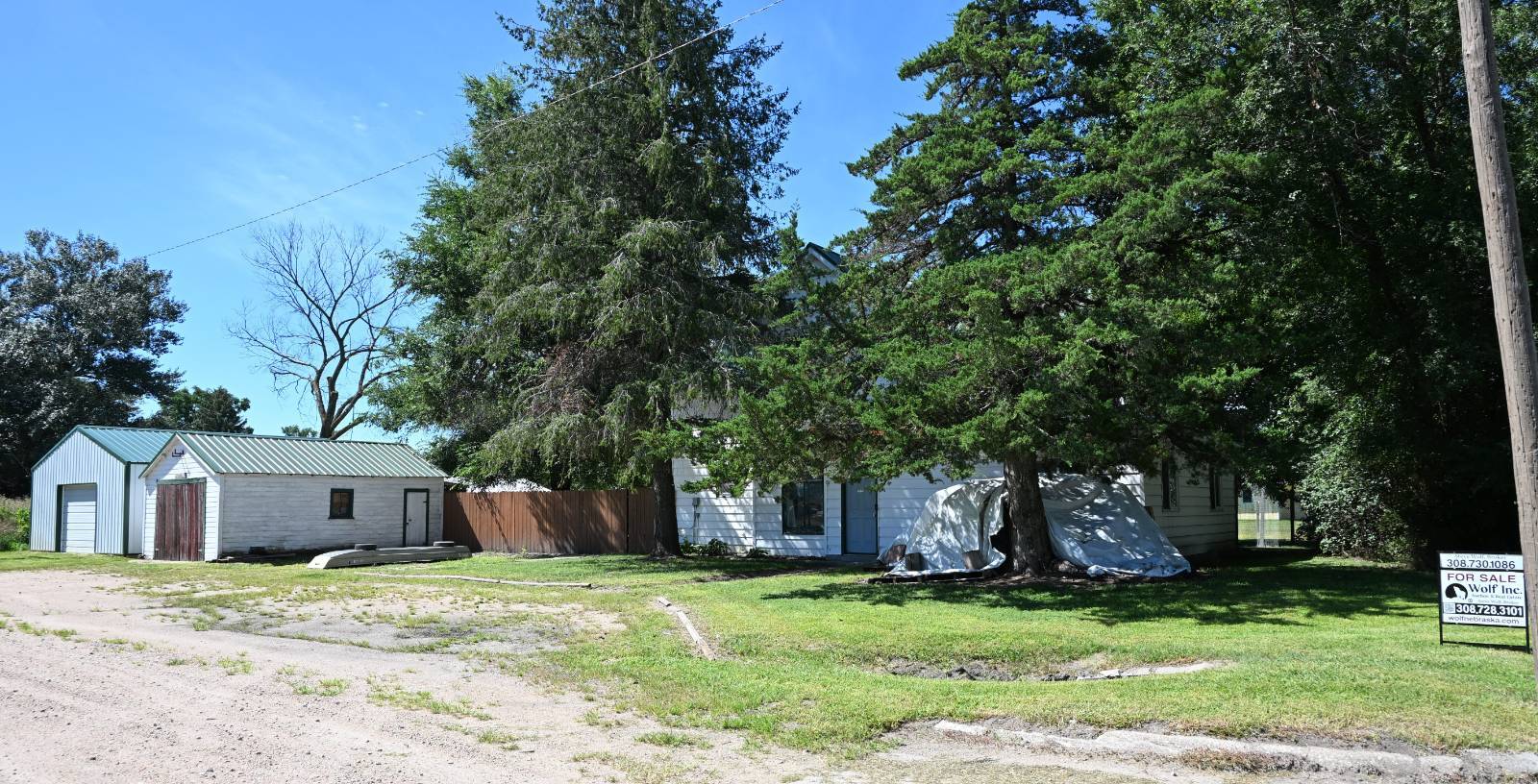 Photo 3 of 33 of home listing at 308 Sixth Street, Taylor, NE 68879