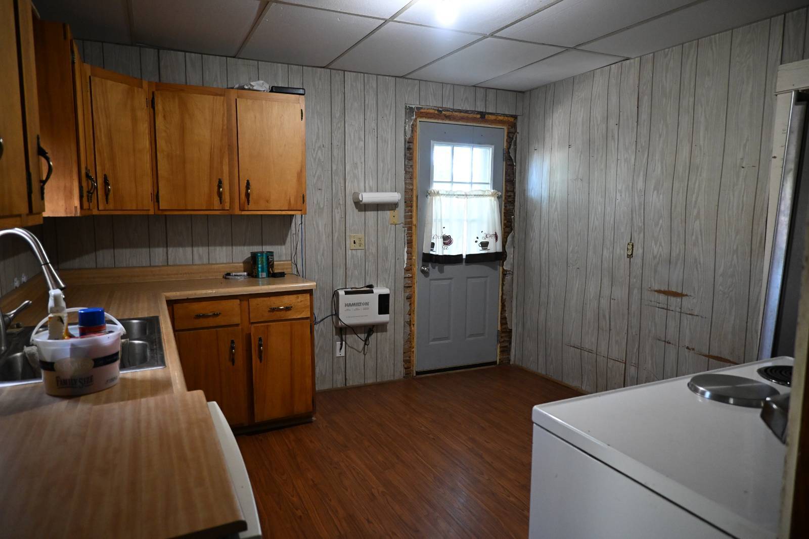 Photo 18 of 33 of home listing at 308 Sixth Street, Taylor, NE 68879